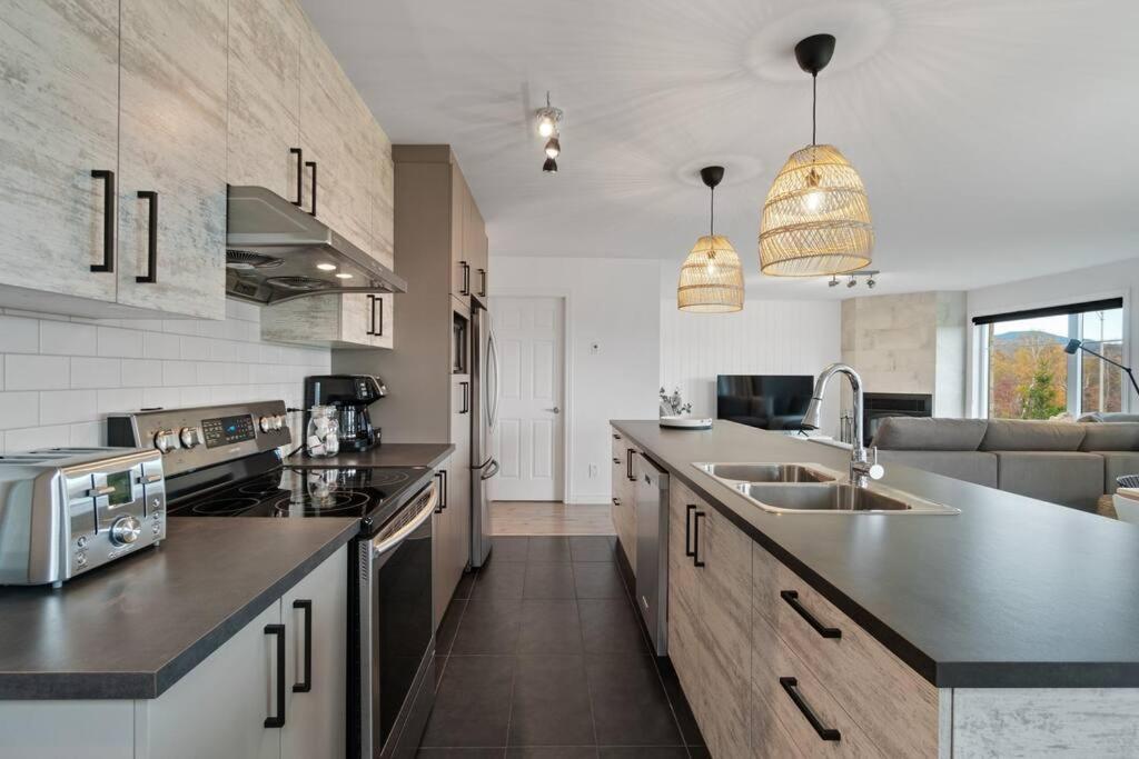 Initial - Boho - Mont-Sainte-Anne Apartment Beaupre Exterior photo