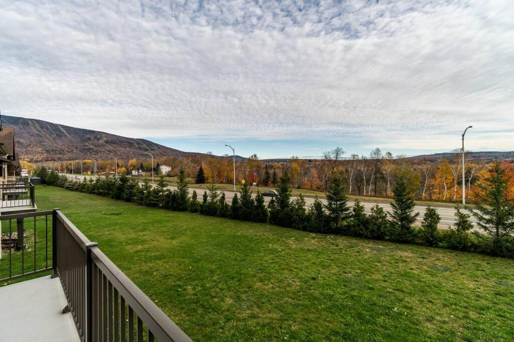 Initial - Boho - Mont-Sainte-Anne Apartment Beaupre Exterior photo