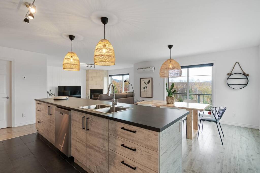 Initial - Boho - Mont-Sainte-Anne Apartment Beaupre Exterior photo